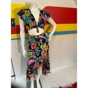 1970s vintage floral 2 piece pant suit set jumpsuit crop top pants Malibu media